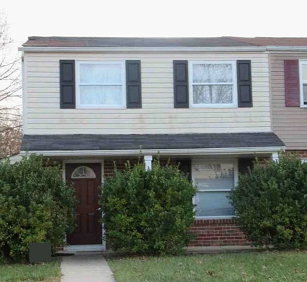 4277 Queen Ct photo 1