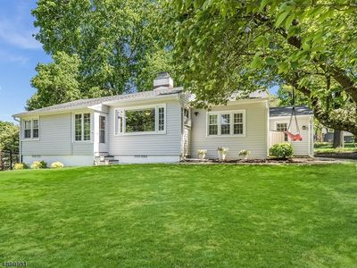 1 Shawnee Trl, Sparta, NJ, 07871