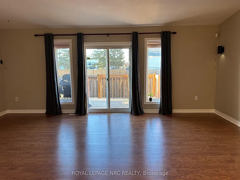 45 Flynn Ct — Photo 4