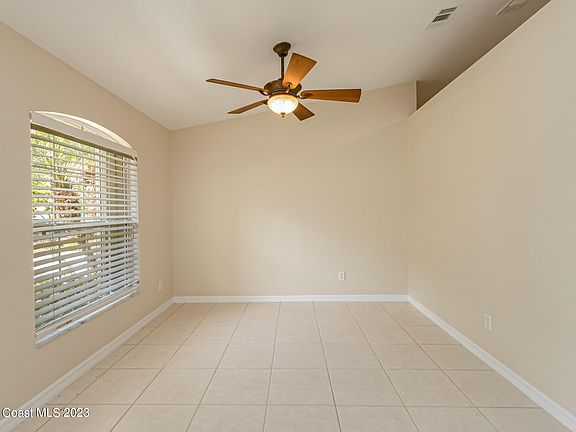 3rd image of 1306 Mohegan Ter SE