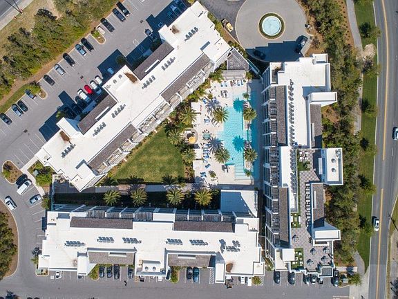 3rd image of 10941 E County Highway 30a