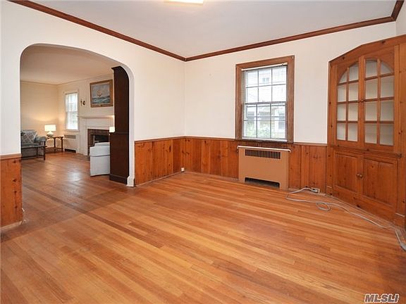 4th image of 99 Fairview Ave