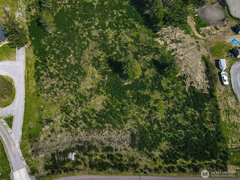 5th image of 14543 Lindsay Loop SE