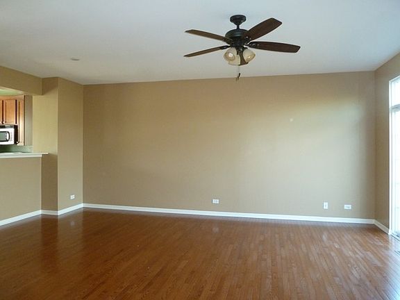 3rd image of 3345 Kentshire Cir #160