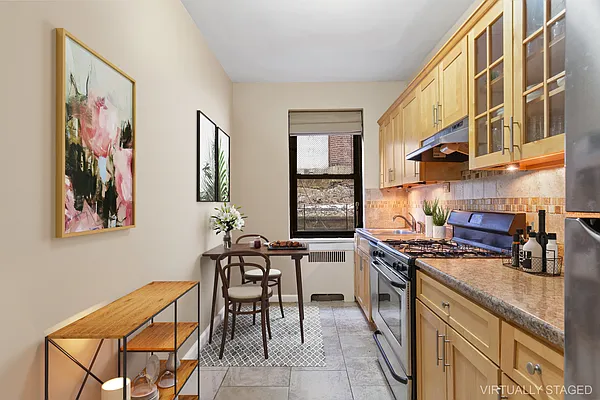 Sold by Compass | media 5