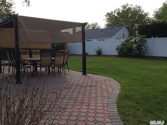 2nd image of 2399 Wallen Ln