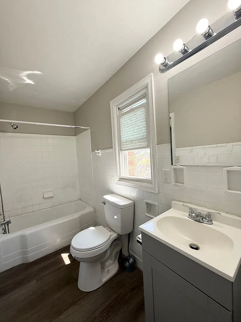 3907 S 24th Street — Photo 1