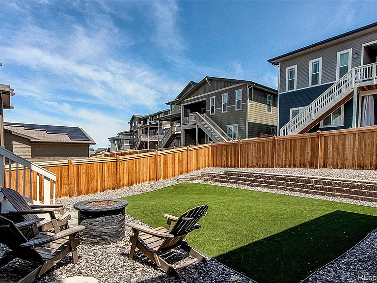564 Felicity Loop — Photo 46