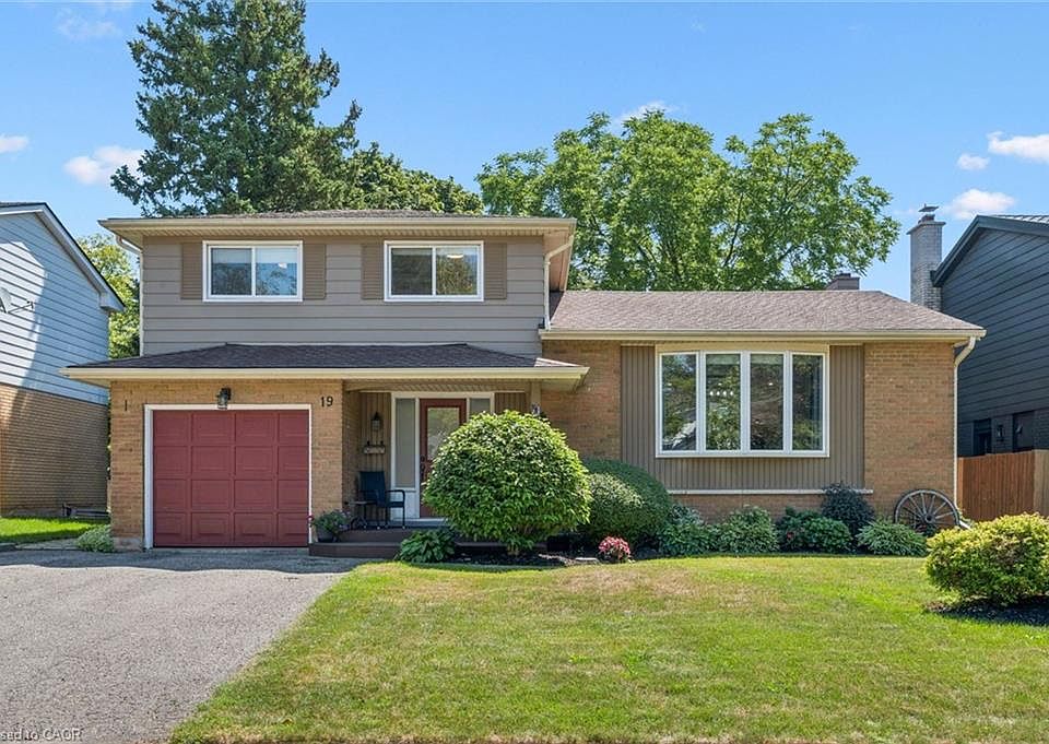 1st image of 19 McGarry Dr