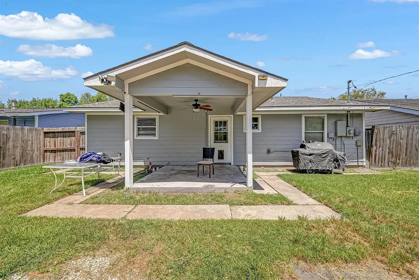 3302Longwo — Photo 3