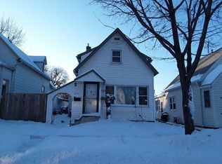 1225 Woodbridge St, Saint Paul, MN 55117