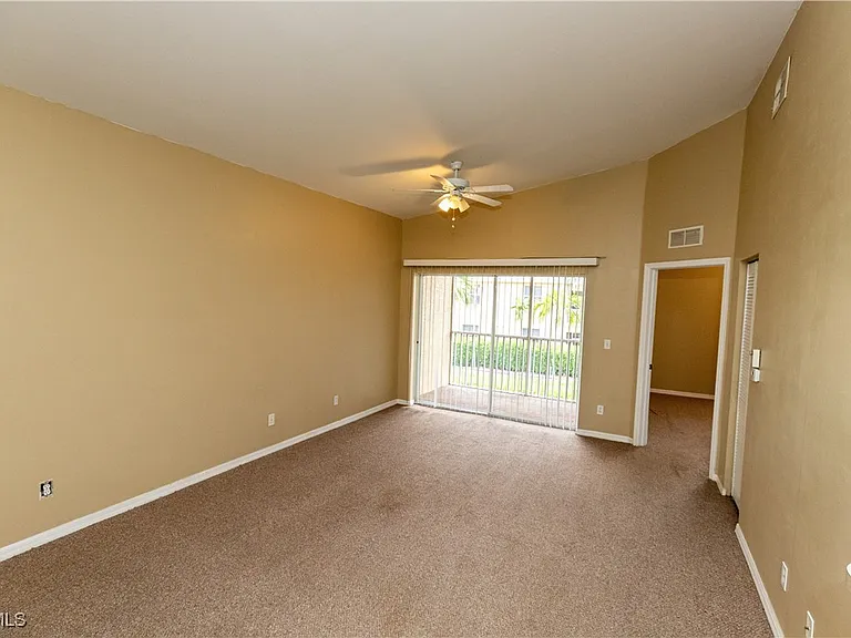 4275 Bellasol Cir #2223 — Photo 13