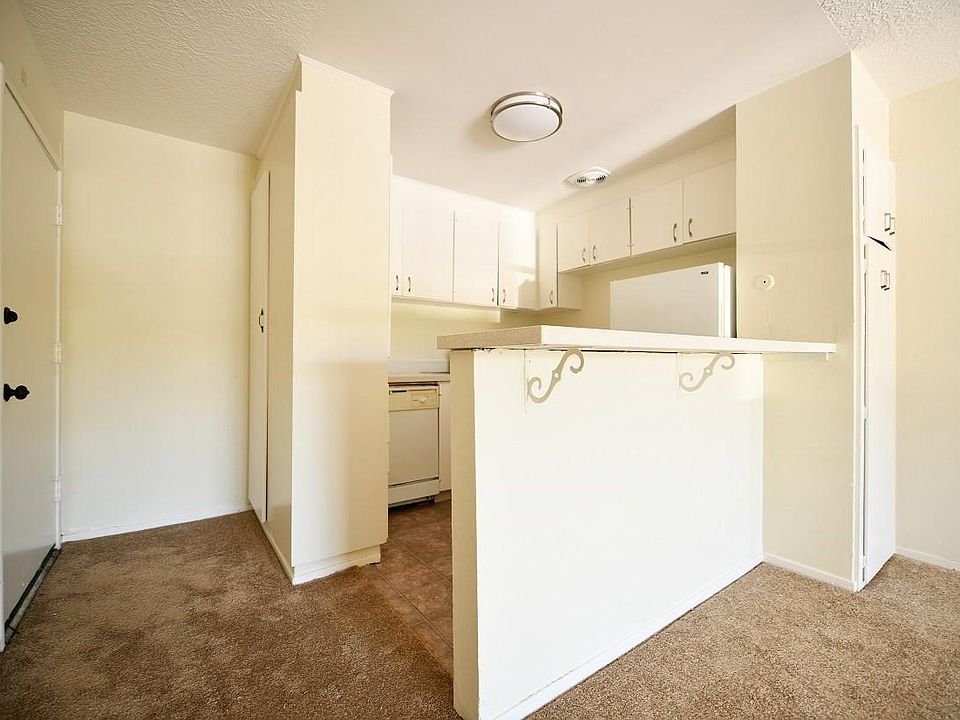 259 Macarthur Blvd PENTHOUSE A, Oakland, CA 94610 | Zillow