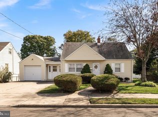 141 Lacy Ave, Hamilton, NJ 08610