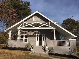 1st image of 202 NE Campus Ln