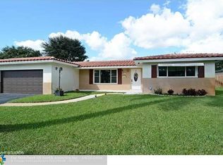 5541 SW 8th St, Plantation, FL 33317