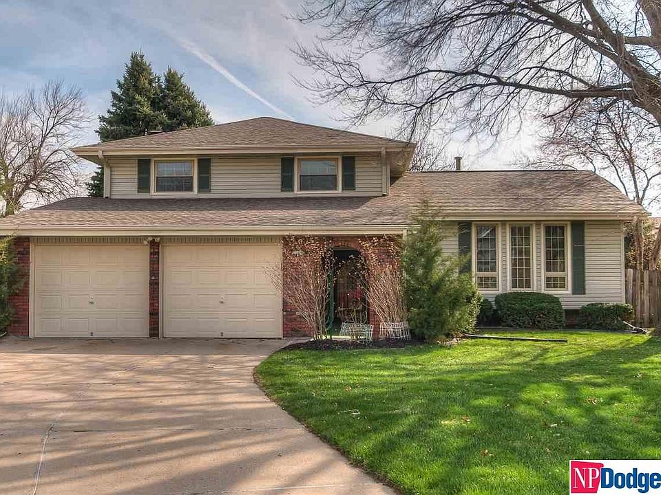 1st image of 2906 Leawood Dr