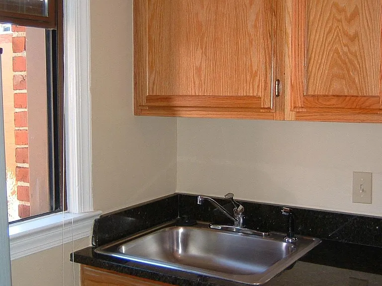 Kitchen sink