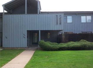 163 Webster Ct, Newington, CT 06111