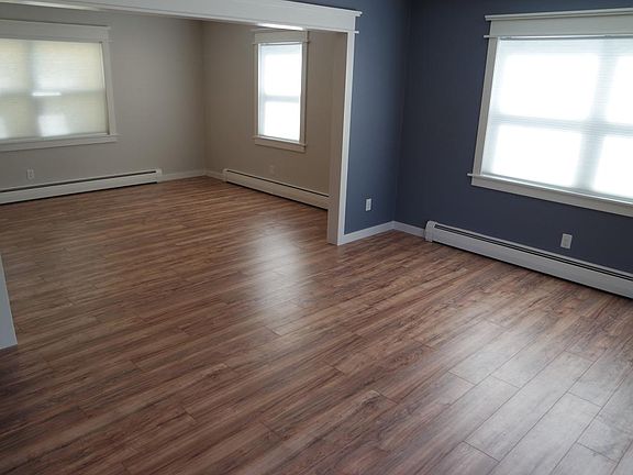 2nd image of 7938 Elm Dr