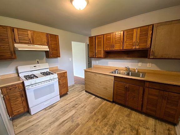 5th image of 912 James St #1