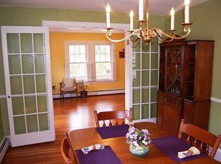 51 Underwood Rd, Falmouth, ME 04105