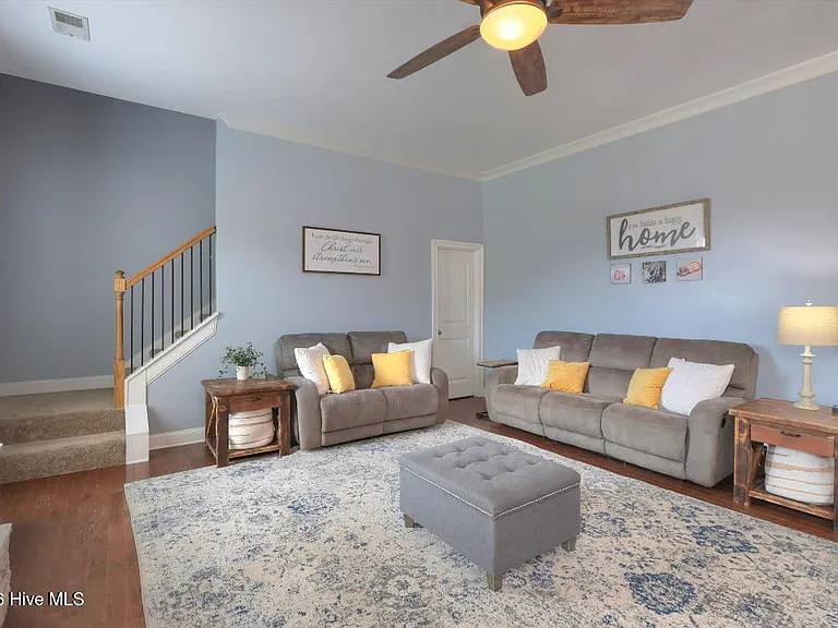 1421 Dooley Ln — Photo 20