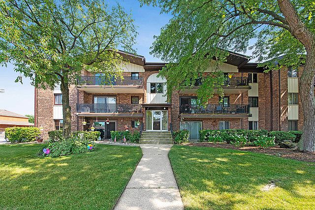 1st image of 5233 James Ln APT 1322