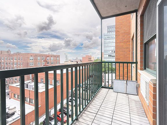 4th image of 14218 38th Ave APT 7B