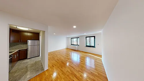 284 Mott St Photo 1
