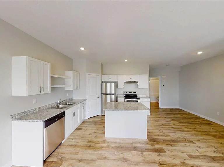 9549 114th Ave #B — Photo 4