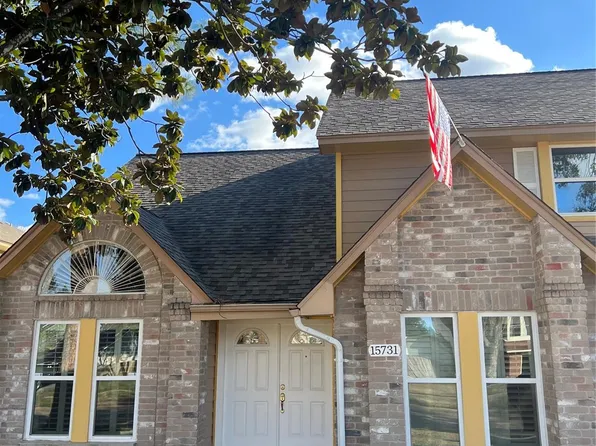 15731 Oak Mountain Dr, Houston, TX 77095