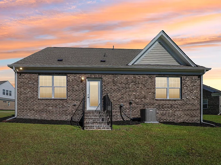 250 Backspin Dr — Photo 33
