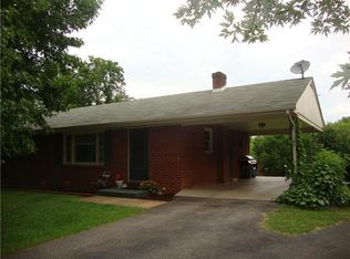 825 Pinecrest Ave, Bedford, VA 24523
