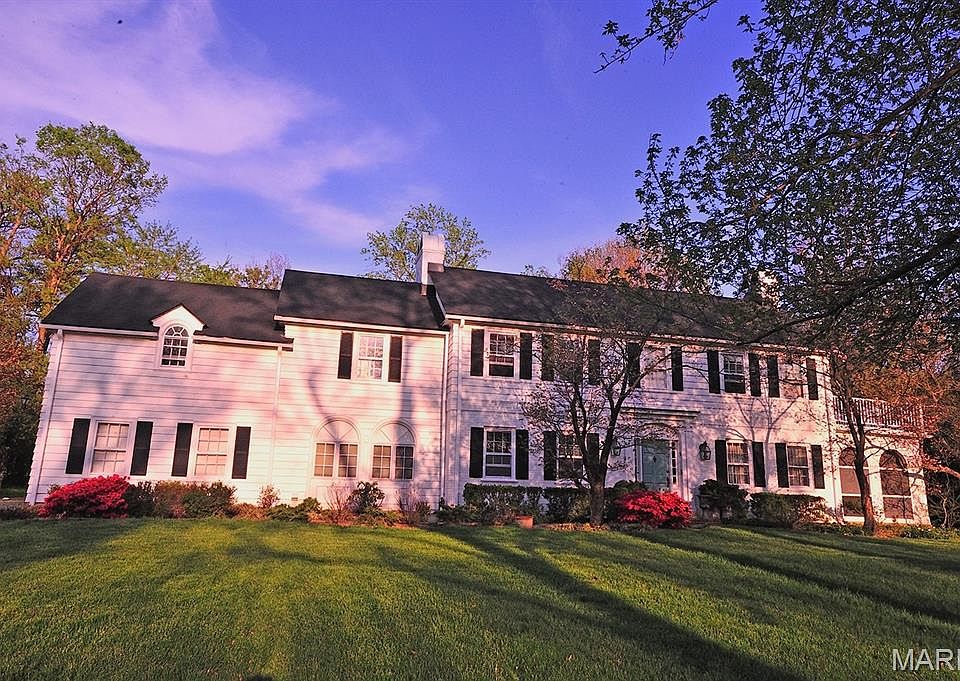 1st image of 34 Godwin Ln