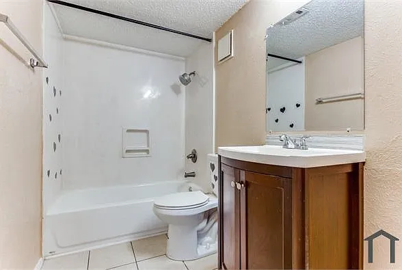 919 S Weatherred Dr #205 — Photo 11