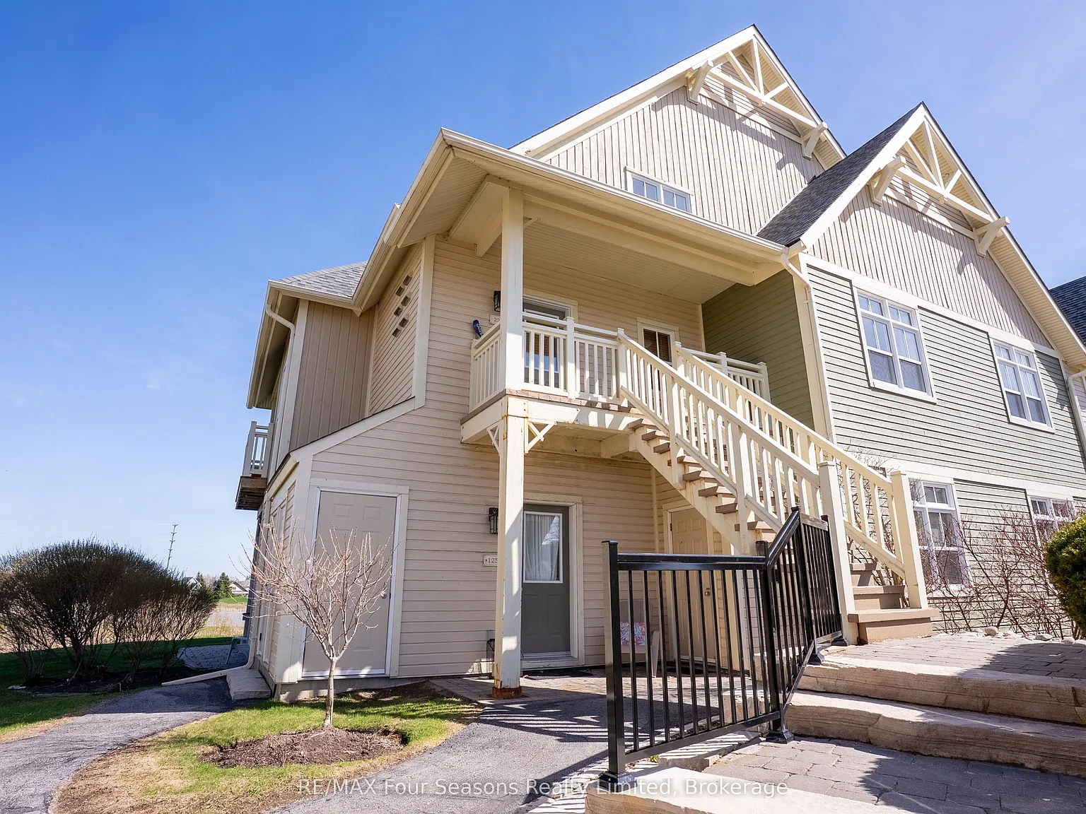 2 bed, $3,500 — Photo 1