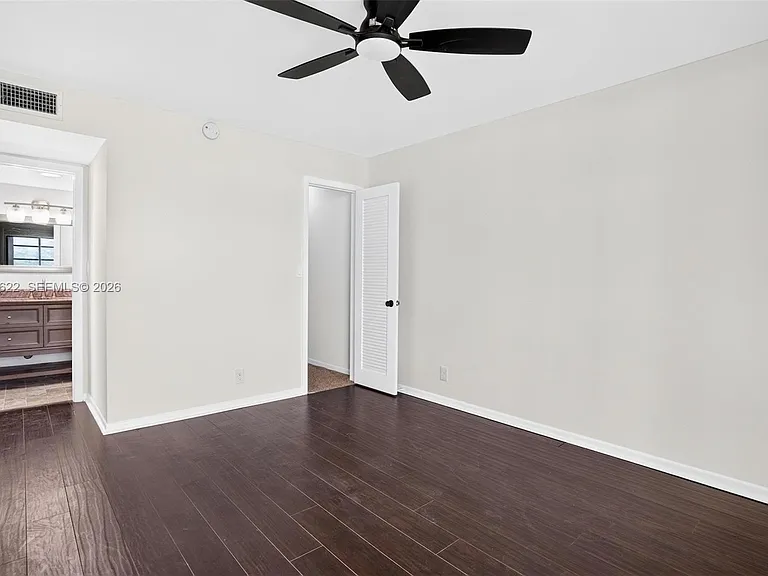 9920 NW 68th Pl #110 — Photo 17