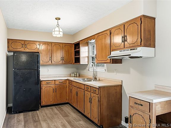 5th image of 2301 Dunbar Drive