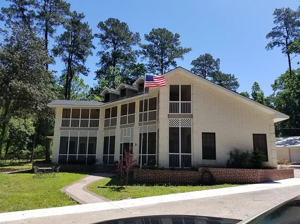 11930 E Lakeshore Dr, Conroe, TX 77303