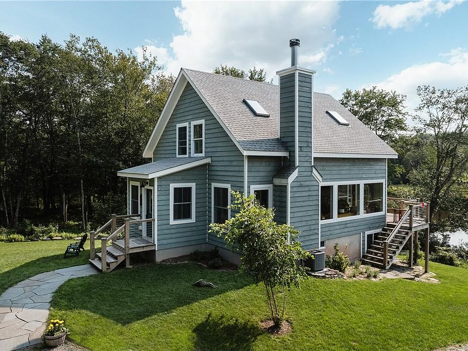 1st image of 101 Silver Birch Way