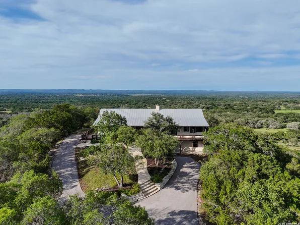 26 SEEWALD RD, Boerne, TX 78006
