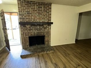 1051 Cottonwood Trl Unit 1051, Fort Worth, TX 76126