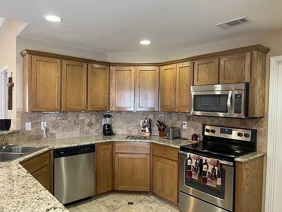 4th image of 4133 Harmony Ln