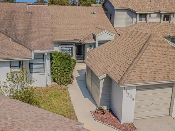11743 Rolling Pine Ln, Port Richey, FL 34668