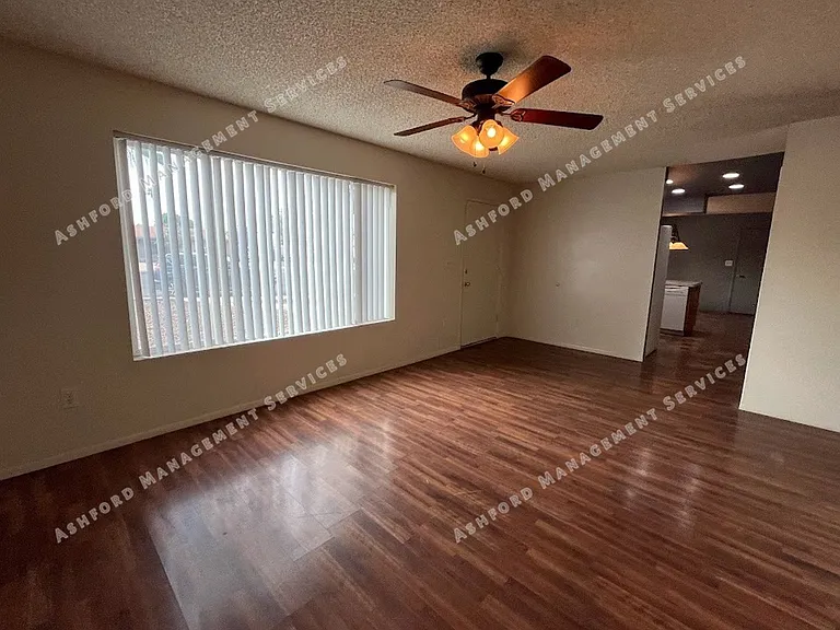 12229 N 48th Ave — Photo 13