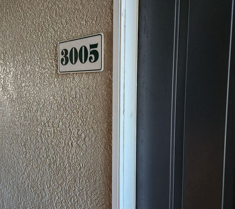 1st image of 3005 Hemingway Cir #3005