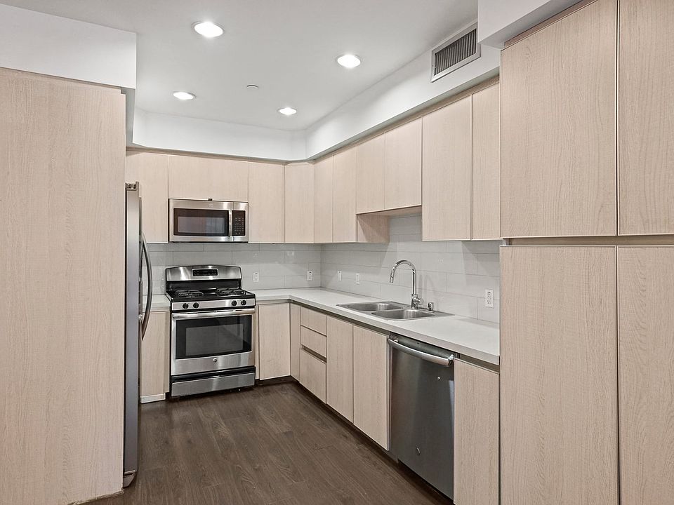 Kitchens with Ample Cabinet Storage