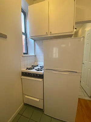 Rented by J Misrahi Realty Corp | media 20