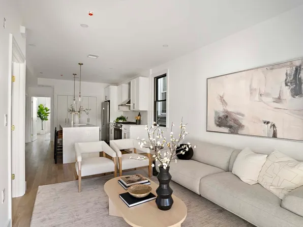 100 Bennington St APT 3, Boston, MA 02128